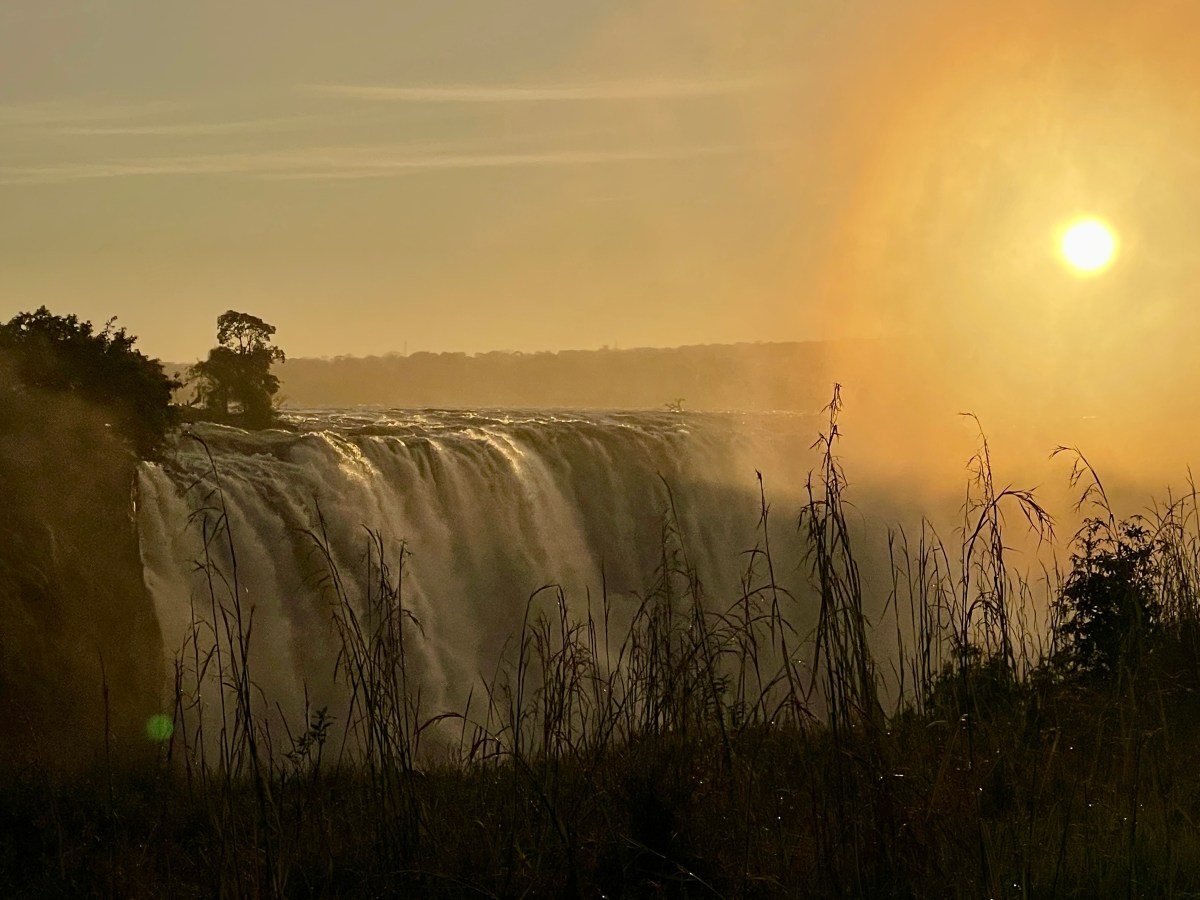 Victoria Falls in Zimbabwe & Sambia auf eigene Faust als Alleinreisende Frau&nbsp;besuchen